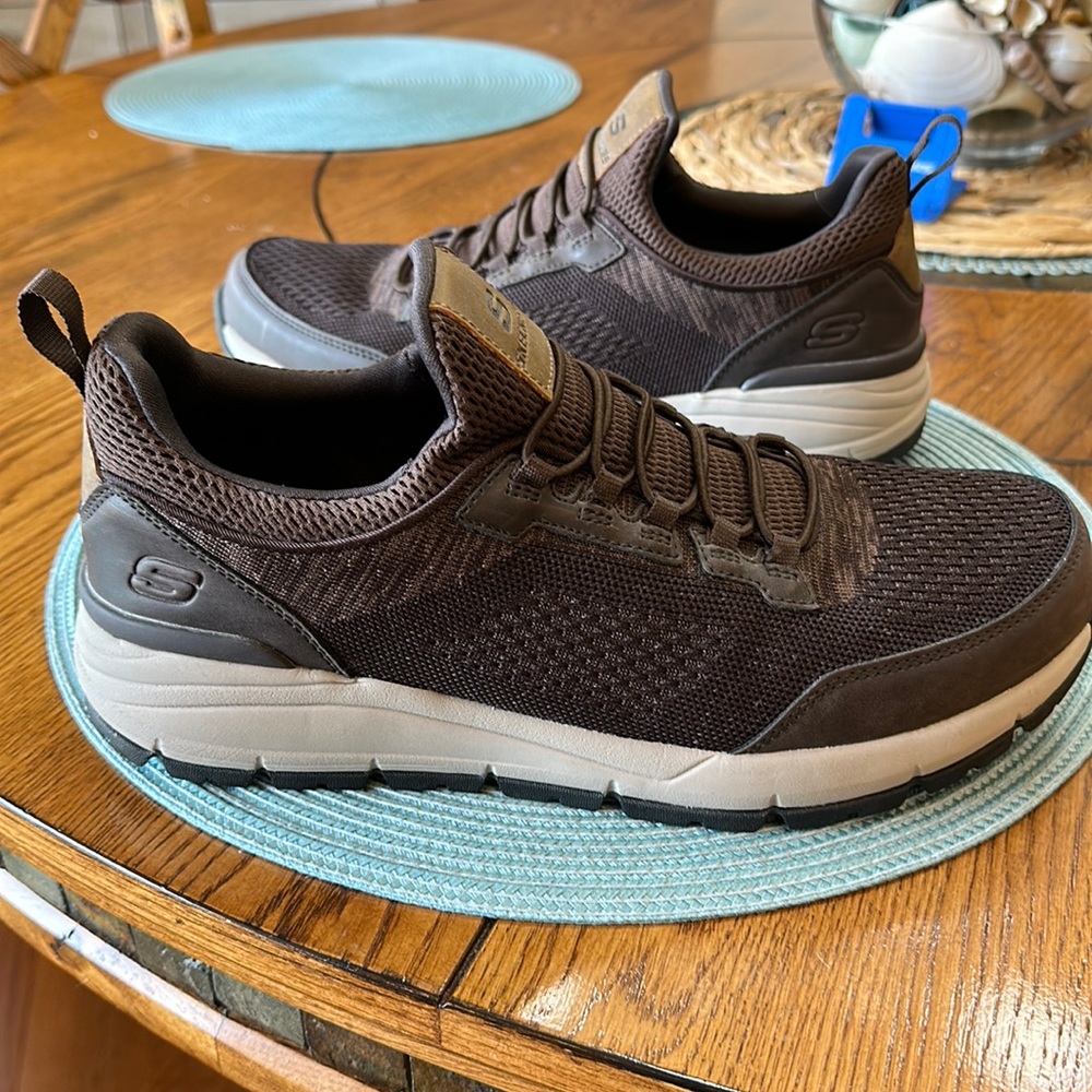 Skechers relaxed fit